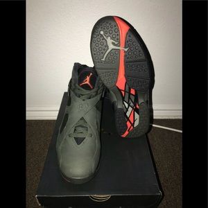 Air Jordan 8 Undefeated Sz 8.5